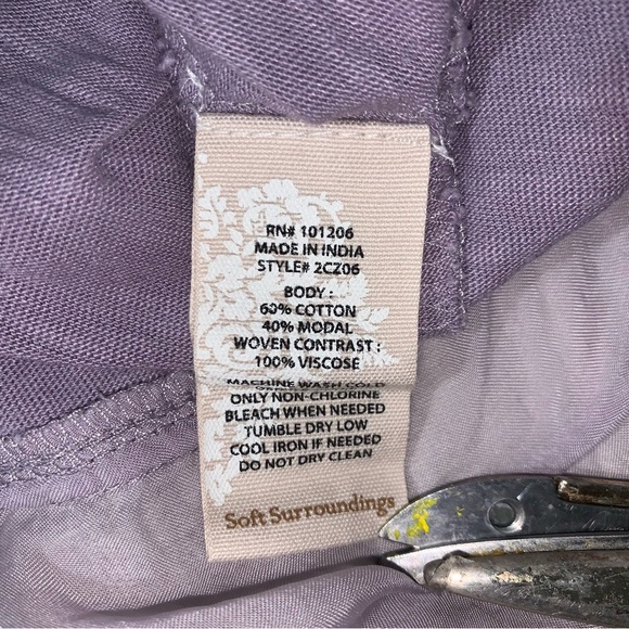 Soft Surroundings lavender tunic top size M - Picture 8 of 8